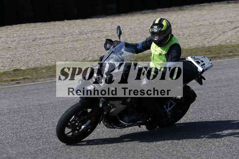 /01 02.04.2026 MAZ ADR/Gruppe gelb Gruppe gruen/Instruktoren